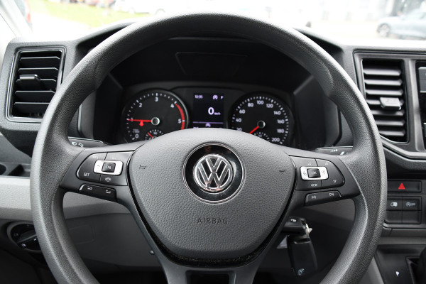 Volkswagen Crafter 35 2.0 TDI L3H2 PB Edition Camera, Cruise, Carplay, 177pk, LED, Stoelverwarming, Multimedia, Standkachel, Trekhaak, Uniek!