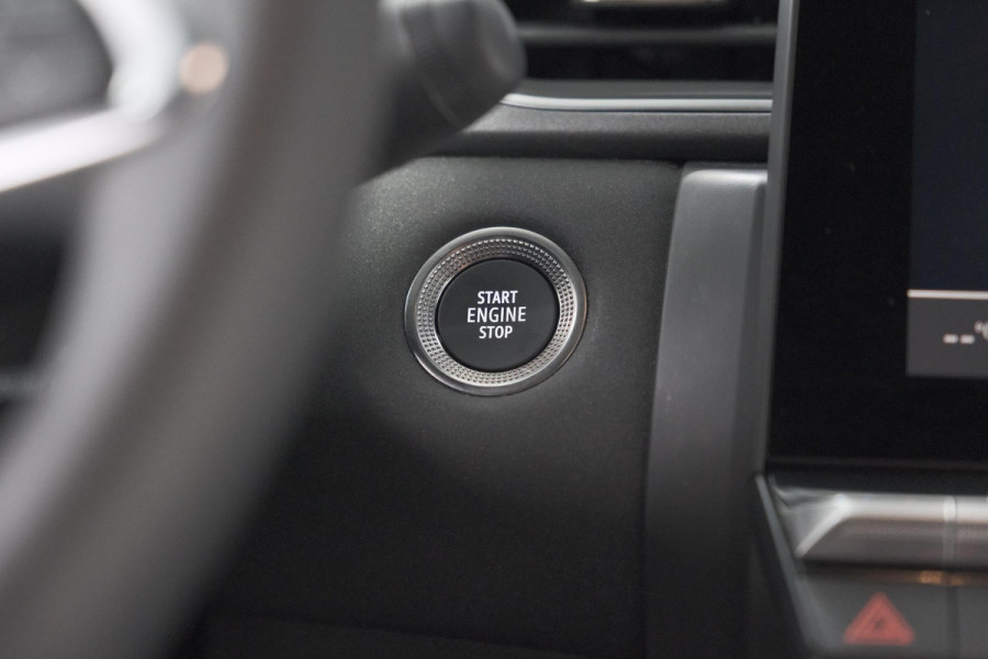 Renault Captur 1.6 E-Tech full hybrid 145 Techno | Camera | Navigatie | Apple Carplay | Parkeersensoren