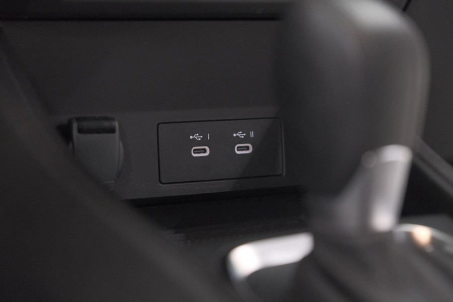 Renault Captur 1.6 E-Tech full hybrid 145 Techno | Camera | Navigatie | Apple Carplay | Parkeersensoren