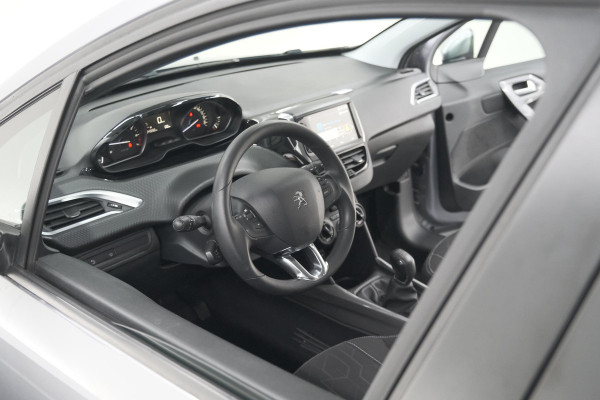 Peugeot 2008 PureTech 110 Blue Lion | Trekhaak | Apple Carplay | Parkeersensoren