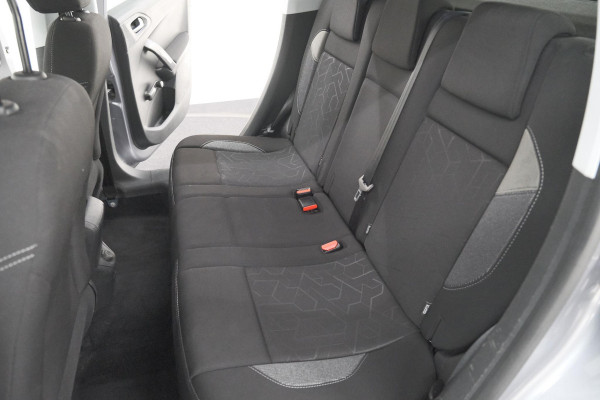 Peugeot 2008 PureTech 110 Blue Lion | Trekhaak | Apple Carplay | Parkeersensoren