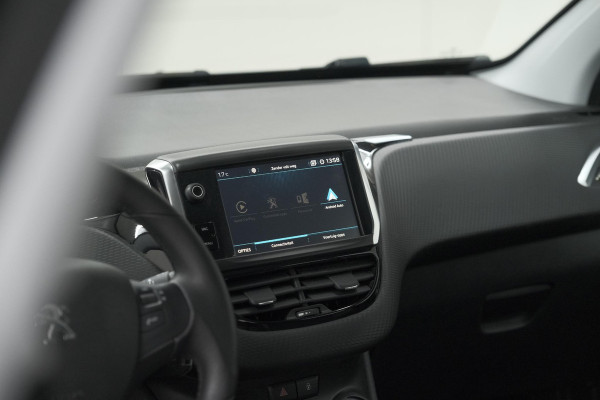 Peugeot 2008 PureTech 110 Blue Lion | Trekhaak | Apple Carplay | Parkeersensoren