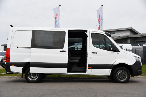 Mercedes-Benz Sprinter 516 2.2 CDI L2H1 DC PB Edition N1! Camera, Cruise, Carplay, 3500kg Trekhaak, Stoelverwarming, 164pk, geveerde stoel, Uniek!
