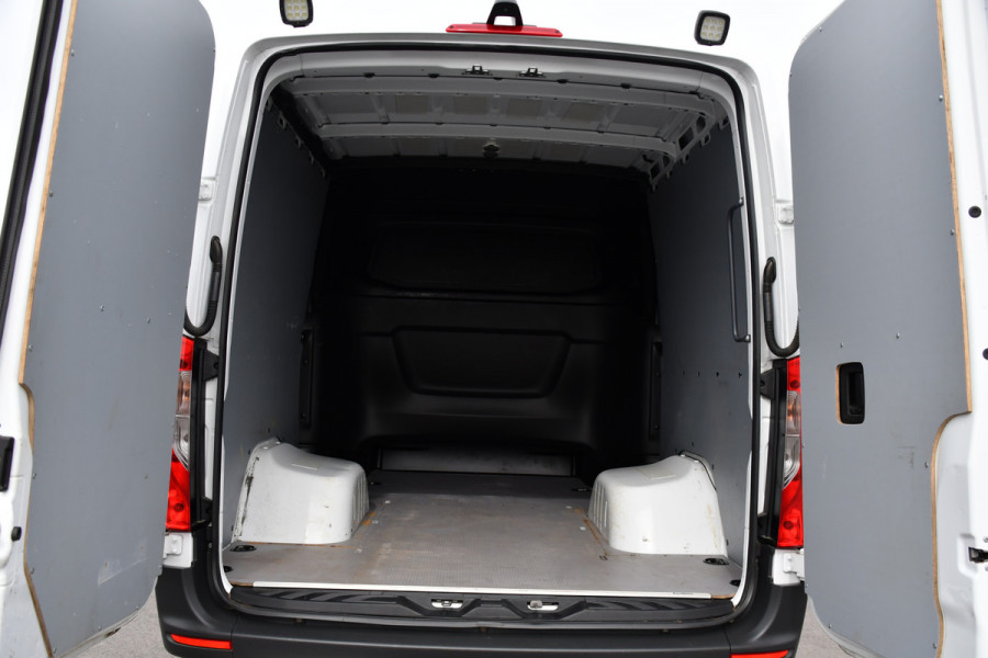 Mercedes-Benz Sprinter 516 2.2 CDI L2H1 DC PB Edition N1! Camera, Cruise, Carplay, 3500kg Trekhaak, Stoelverwarming, 164pk, geveerde stoel, Uniek!