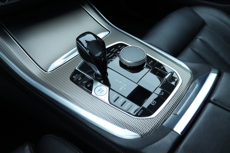 BMW X5 XDrive45e High Executive / M sport / Navi / Camera