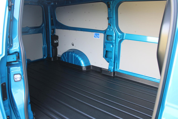 Ford Transit Custom 320 2.5 PHEV L2H1 Sport | SCI | 233pk | Inklapbare trekhaak | 19 inch lichtmetalen Sport velgen (mat zwart) | Verwarmbaar stuurwiel  | Navigatie systeem | B&O speakers