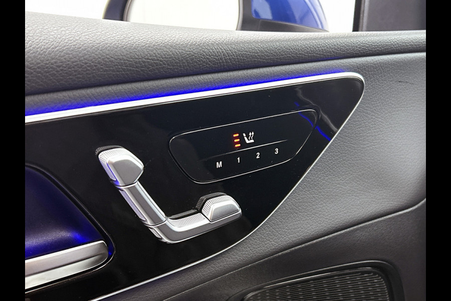 Mercedes-Benz GLC 300 e 4MATIC Plug-In Hybride Panorama Schuif-Kanteldak | Trekhaak | Memory Pakket | Stoel en Stuurverwarming. Inclusief 24 maanden MB Certified garantie voor Europa.