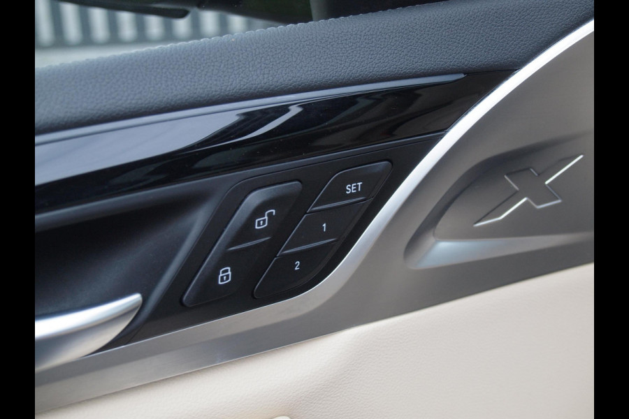 BMW iX3 High Executive 80 kWh | Panoramadak | Trekhaak | Head-Up Display | 360 Camera | Harman Kardon | Sfeerverlichting |