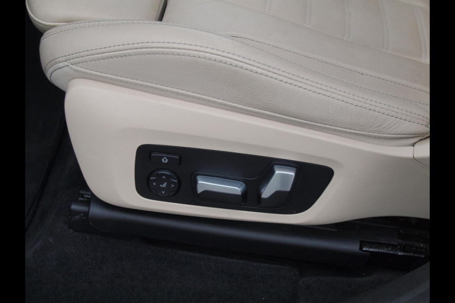 BMW iX3 High Executive 80 kWh | Panoramadak | Trekhaak | Head-Up Display | 360 Camera | Harman Kardon | Sfeerverlichting |