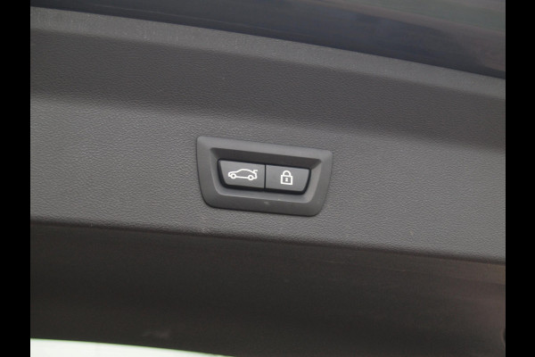 BMW iX3 High Executive 80 kWh | Panoramadak | Trekhaak | Head-Up Display | 360 Camera | Harman Kardon | Sfeerverlichting |