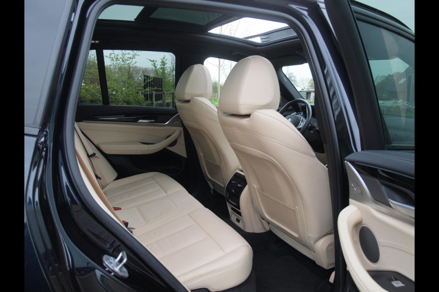 BMW iX3 High Executive 80 kWh | Panoramadak | Trekhaak | Head-Up Display | 360 Camera | Harman Kardon | Sfeerverlichting |