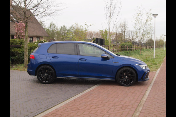 Volkswagen Golf 1.5 eTSI R-Line | Camera | Sfeerverlichting | Apple Carplay | Virtual Cockpit |