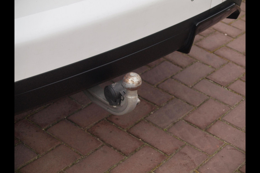 BMW iX3 High Executive 80 kWh | Panoramadak | Trekhaak | Head-Up Display | 360 Camera | Harman Kardon | Sfeerverlichting |