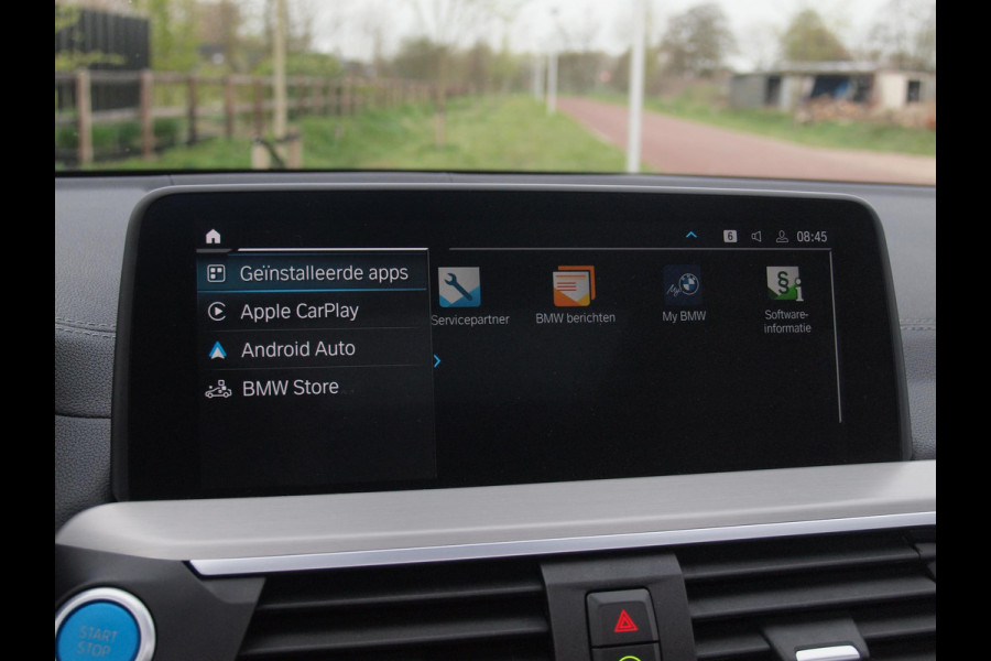 BMW iX3 High Executive 80 kWh | Panoramadak | Trekhaak | Head-Up Display | 360 Camera | Harman Kardon | Sfeerverlichting |