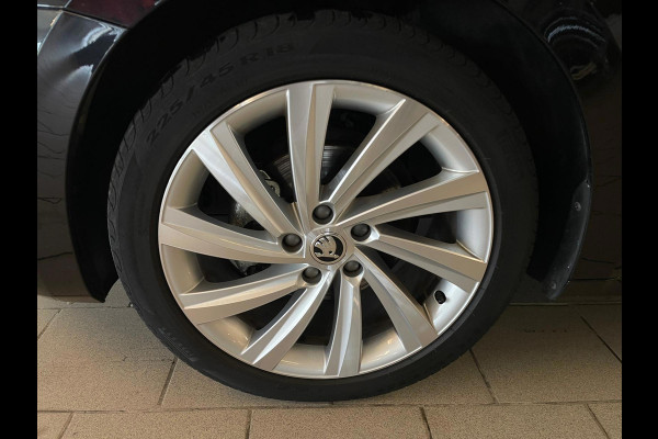 Škoda Octavia Combi 1.0 e-TSI Business Edition AUTOMAAT PANO NAVI CRUISEL BLUETOOTH ELEK RAMEN CENT VERG VELGEN NETTE AUTO
