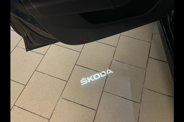 Škoda Octavia Combi 1.0 e-TSI Business Edition AUTOMAAT PANO NAVI CRUISEL BLUETOOTH ELEK RAMEN CENT VERG VELGEN NETTE AUTO