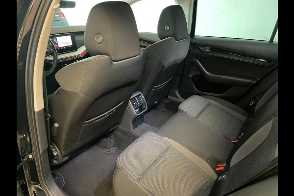 Škoda Octavia Combi 1.0 e-TSI Business Edition AUTOMAAT PANO NAVI CRUISEL BLUETOOTH ELEK RAMEN CENT VERG VELGEN NETTE AUTO