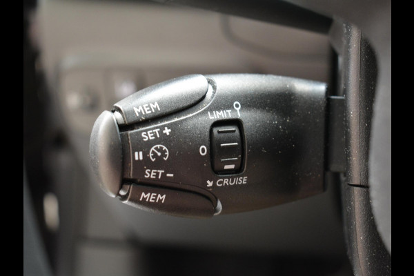 Citroën C3 1.2 PureTech Live | BleuTooth carkit | Airco |