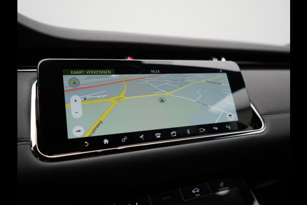 Land Rover Range Rover Evoque P300e AWD R-Dynamic PHEV 309pk | Panodak | 360 Camera | Adaptive Cruise | Head Up | Meridian Audio | Lederen Sportstoelen Memory & Verwarmd | Keyless | Apple Carplay | Sfeerverlichting | Navigatie | Virtual | DAB | Plug In Hybrid |