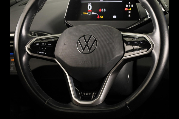 Volkswagen ID.4 First 77 kWh 204pk SoH 88,9 | Camera| Parkeersensoren | Sfeerverlichting | Navigatie | Stoelverwarming| Stuurverwarming | Zwenkbare Trekhaak |