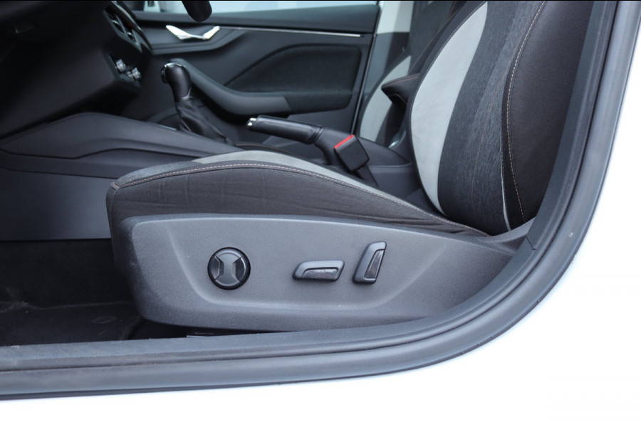 Škoda Kamiq 1.0 TSI Digitaal dashboard / Automaat / Carplay / cruise