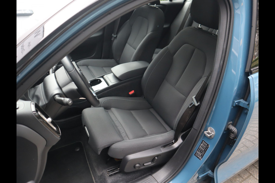 Volvo C40 Recharge Twin Intro Edition 78 kWh Navi / Trekh / Pano / 360Camera / Carplay / Stuur-Stoelverw / Harman/Kardon BTW AUTO