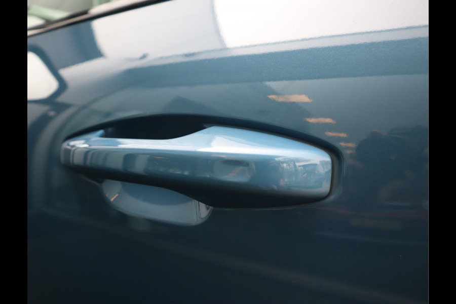 Volvo C40 Recharge Twin Intro Edition 78 kWh Navi / Trekh / Pano / 360Camera / Carplay / Stuur-Stoelverw / Harman/Kardon BTW AUTO