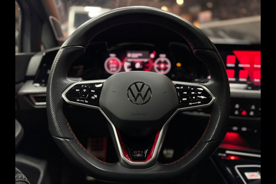 Volkswagen Golf 2.0 TSI GTI CLUBSPORT|PANO|STOELVER|HEADUP|AKRA
