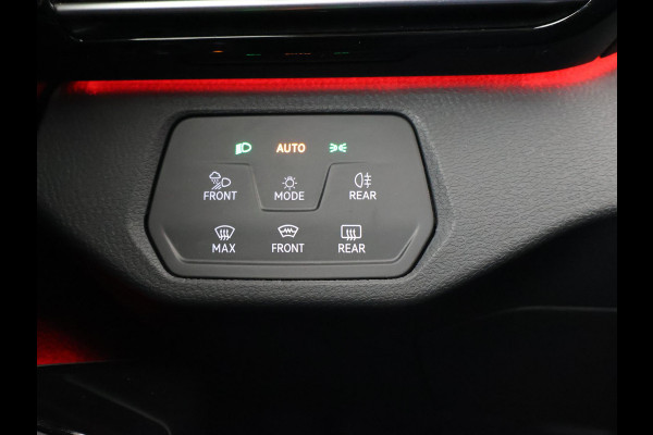 Volkswagen ID.4 GTX 4MOTION 77 kWh 300 PK + 20 INCH | PANORAMA | TREKHAAK WEGKL. | SFEERVERLICHTING | CAMERA | STUUR/STOELVERWARMING