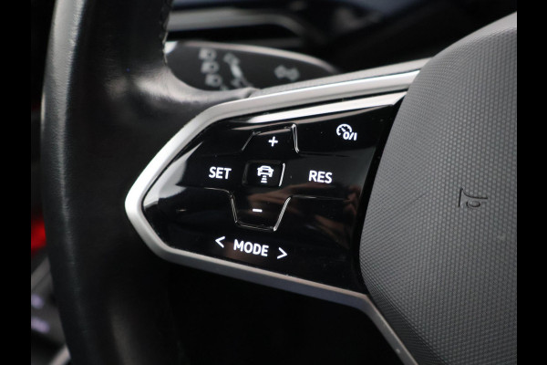 Volkswagen ID.4 GTX 4MOTION 77 kWh 300 PK + 20 INCH | PANORAMA | TREKHAAK WEGKL. | SFEERVERLICHTING | CAMERA | STUUR/STOELVERWARMING