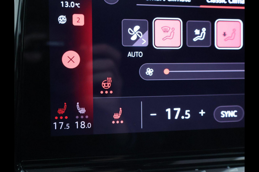 Volkswagen ID.4 GTX 4MOTION 77 kWh 300 PK + 20 INCH | PANORAMA | TREKHAAK WEGKL. | SFEERVERLICHTING | CAMERA | STUUR/STOELVERWARMING