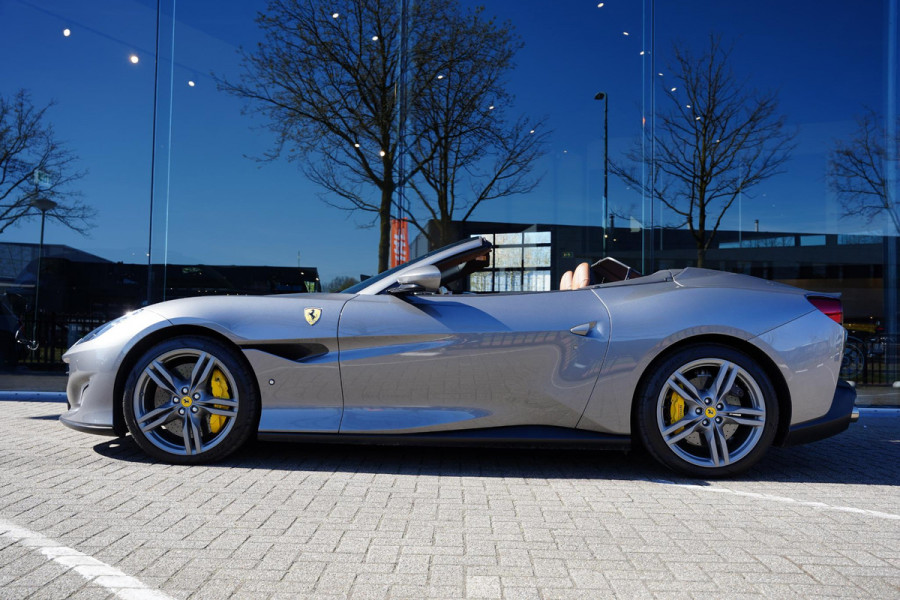Ferrari Portofino 3.9 V8 HELE / Historical Color / Magneride / Carbon