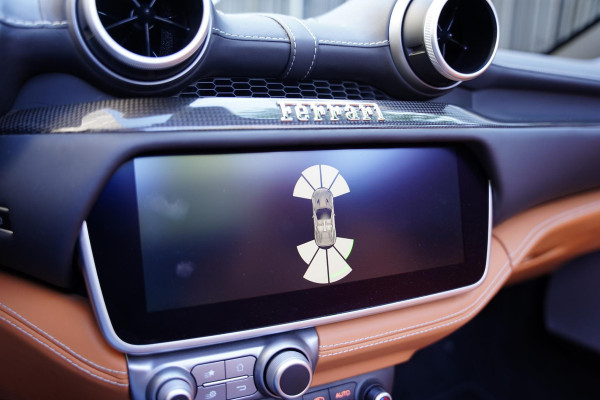 Ferrari Portofino 3.9 V8 HELE / Historical Color / Magneride / Carbon
