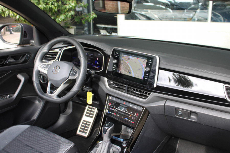 Volkswagen T-Roc Cabrio 1.5 TSI 150PK DSG R-LINE SPORT NAVI/LED/CARPLAY/TREKHAAK