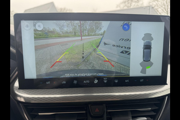 Ford Kuga 2.5 PHEV Titanium | 242pk | Wegklapbare Trekhaak | 2.100kg Trekgewicht | Achteruitrijcamera | Cruise control | Navigatie | Digitale cockpit