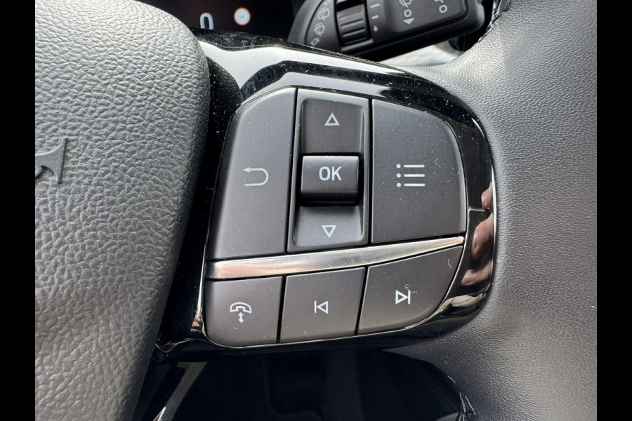 Ford Kuga 2.5 PHEV Titanium | 242pk | Wegklapbare Trekhaak | 2.100kg Trekgewicht | Achteruitrijcamera | Cruise control | Navigatie | Digitale cockpit