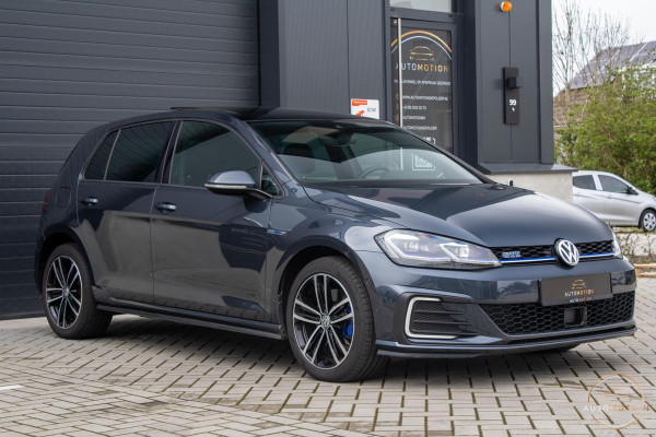 Volkswagen Golf 7.5 1.4 TSI PHEV GTE PANO CAMERA KEYLESS ACC