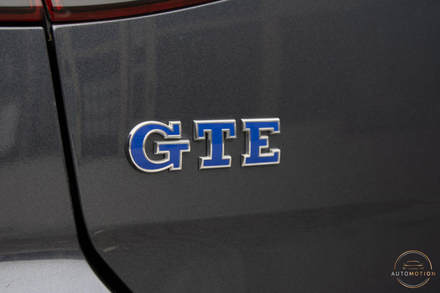 Volkswagen Golf 7.5 1.4 TSI PHEV GTE PANO CAMERA KEYLESS ACC