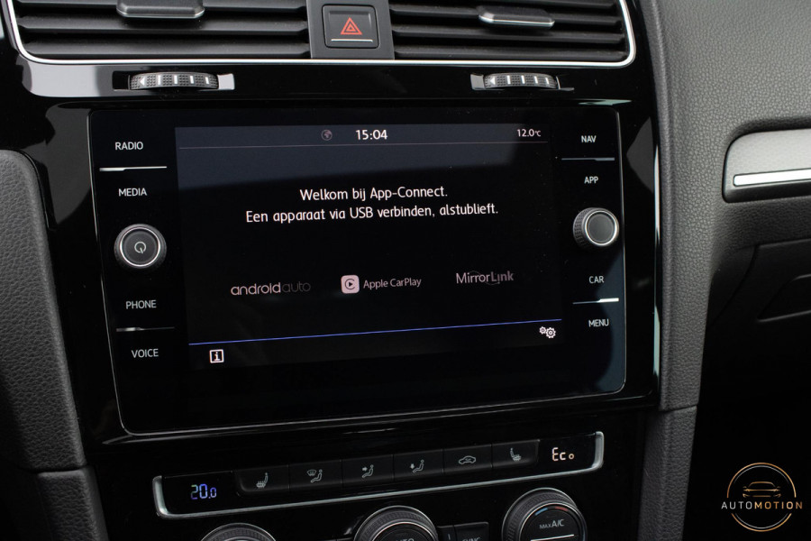 Volkswagen Golf 7.5 1.4 TSI PHEV GTE PANO STOELVERWARMING CAMERA