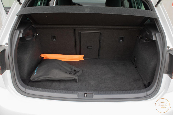 Volkswagen Golf 7.5 1.4 TSI PHEV GTE PANO STOELVERWARMING CAMERA