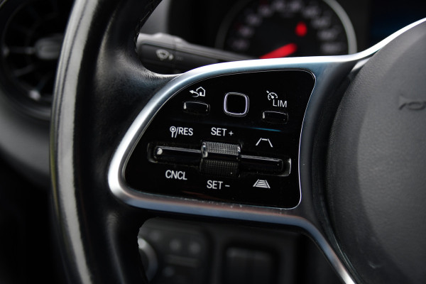 Mercedes-Benz Sprinter 315 1.9 CDI L2H2 FWD AMG Edition Adaptieve Cruise, Camera, Carplay, 150pk, LED, Dodehoek, Sensoren, Multimedia, Uniek!