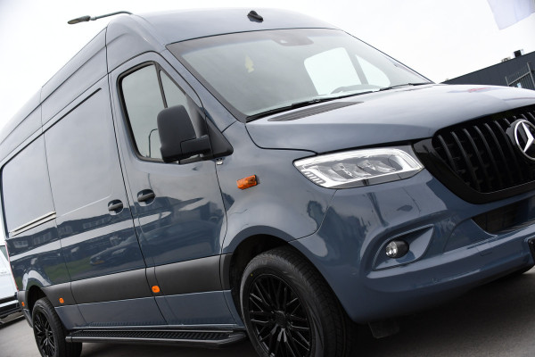 Mercedes-Benz Sprinter 315 1.9 CDI L2H2 FWD AMG Edition Adaptieve Cruise, Camera, Carplay, 150pk, LED, Dodehoek, Sensoren, Multimedia, Uniek!