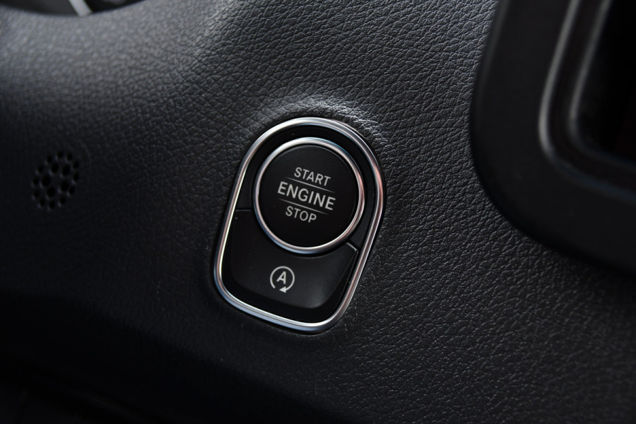 Mercedes-Benz Sprinter 315 1.9 CDI L2H2 FWD AMG Edition Adaptieve Cruise, Camera, Carplay, 150pk, LED, Dodehoek, Sensoren, Multimedia, Uniek!