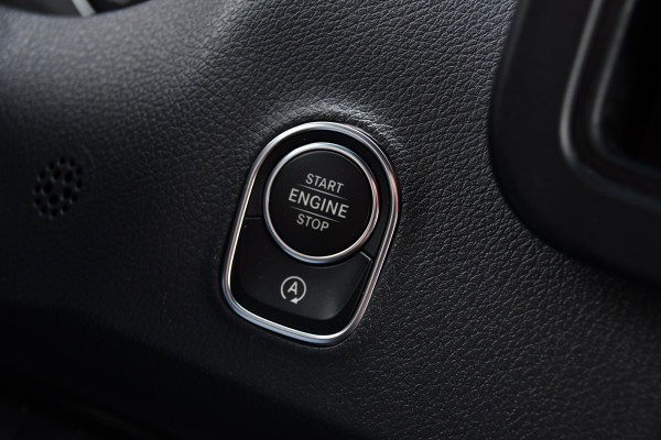 Mercedes-Benz Sprinter 315 1.9 CDI L2H2 FWD AMG Edition Adaptieve Cruise, Camera, Carplay, 150pk, LED, Dodehoek, Sensoren, Multimedia, Uniek!