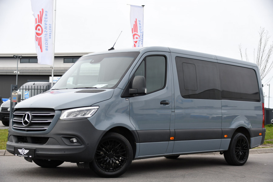 Mercedes-Benz Sprinter 319 V6 3.0 CDI L2H1 DC PB Edition Cruise, Camera, Carplay, 10,5'' Mbux, LED, Leder, Memorie, Trekhaak, 5 Zits, Uniek!