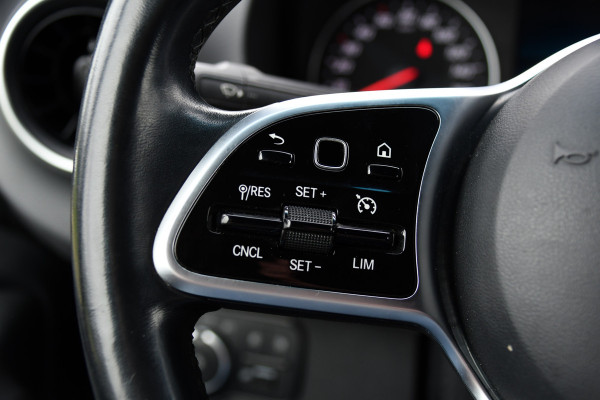 Mercedes-Benz Sprinter 319 V6 3.0 CDI L2H1 DC PB Edition Cruise, Camera, Carplay, 10,5'' Mbux, LED, Leder, Memorie, Trekhaak, 5 Zits, Uniek!