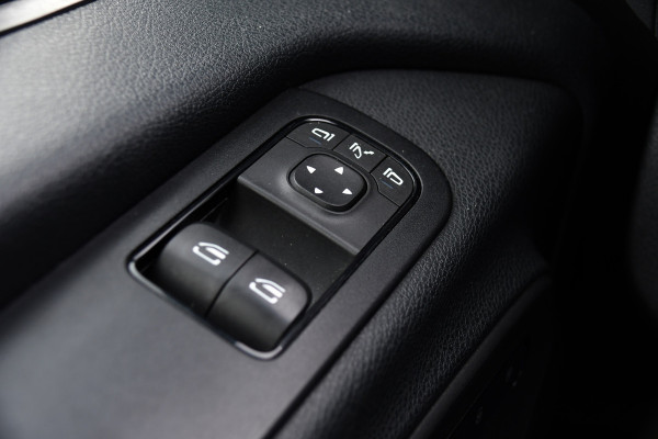 Mercedes-Benz Sprinter 319 V6 3.0 CDI L2H1 DC PB Edition Cruise, Camera, Carplay, 10,5'' Mbux, LED, Leder, Memorie, Trekhaak, 5 Zits, Uniek!