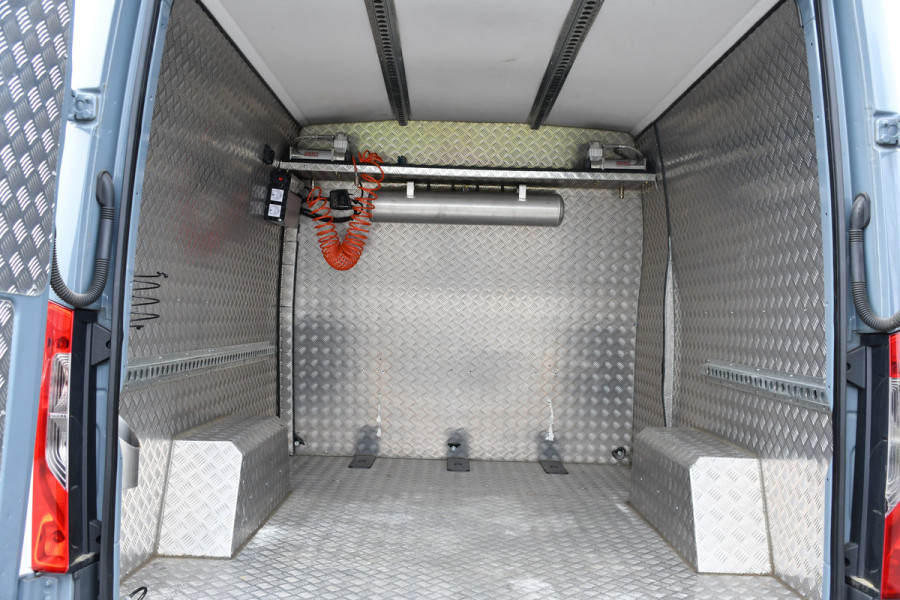 Mercedes-Benz Sprinter 319 V6 3.0 CDI L2H1 DC PB Edition Cruise, Camera, Carplay, 10,5'' Mbux, LED, Leder, Memorie, Trekhaak, 5 Zits, Uniek!