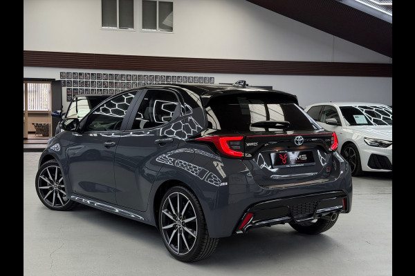 Toyota Yaris 1.5 Hybrid 130 GR SPORT HuD CarPlay Camera