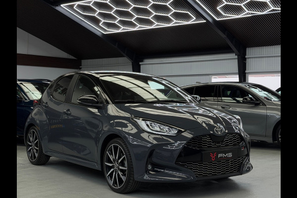 Toyota Yaris 1.5 Hybrid 130 GR SPORT HuD CarPlay Camera